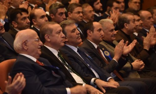 Milli-Turk-Talebe-Birliginde-Ogrencilik-yillarinda-gorev-almis-isimler-ulkeyi-yonetiyor